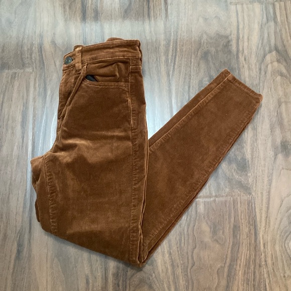 American Eagle Outfitters Pants - American Eagle brown corduroy skinny leg pants